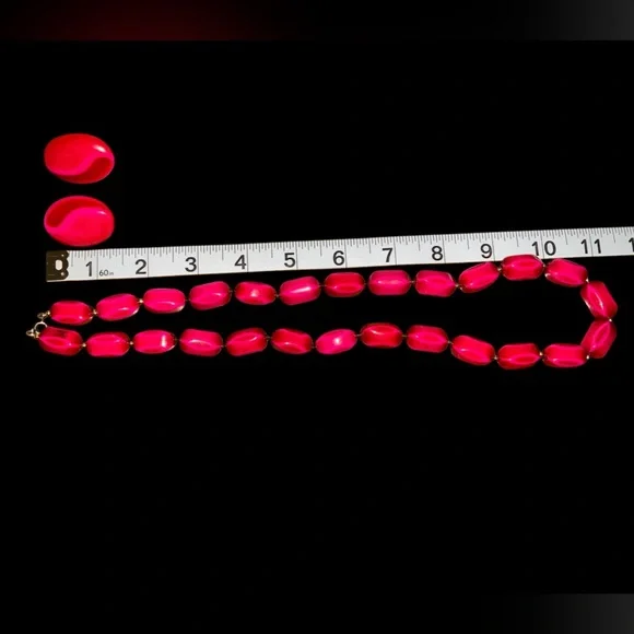 Elegant Pink Jewelry Set (clip earrings) - Picture 2 of 2